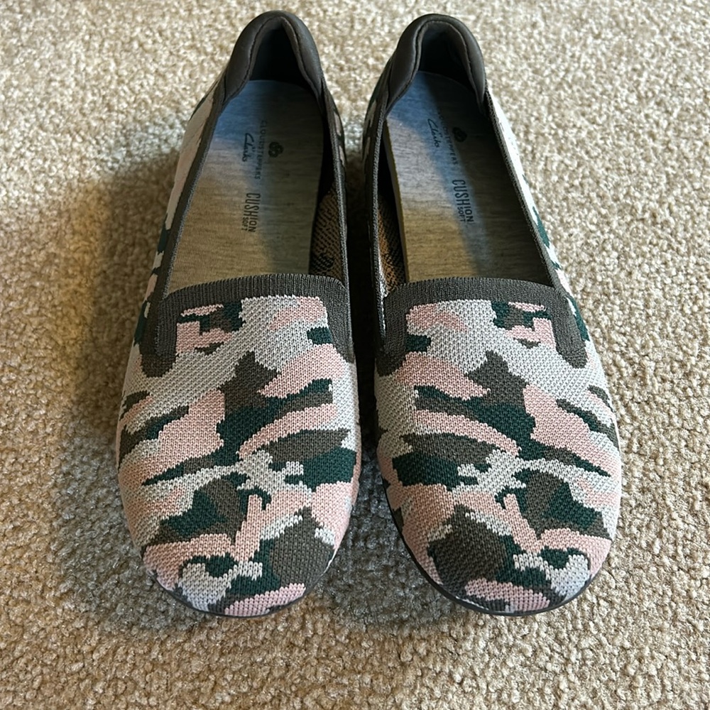 New Clarks slip on shoes